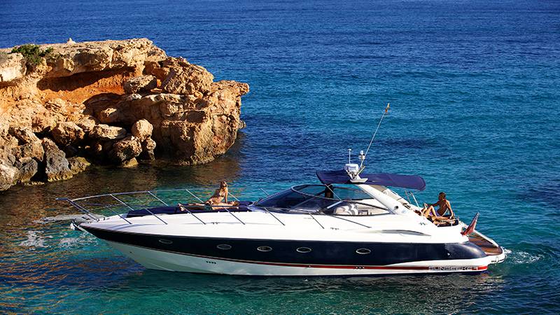 What's it like to hire a boat in Ibiza in May
