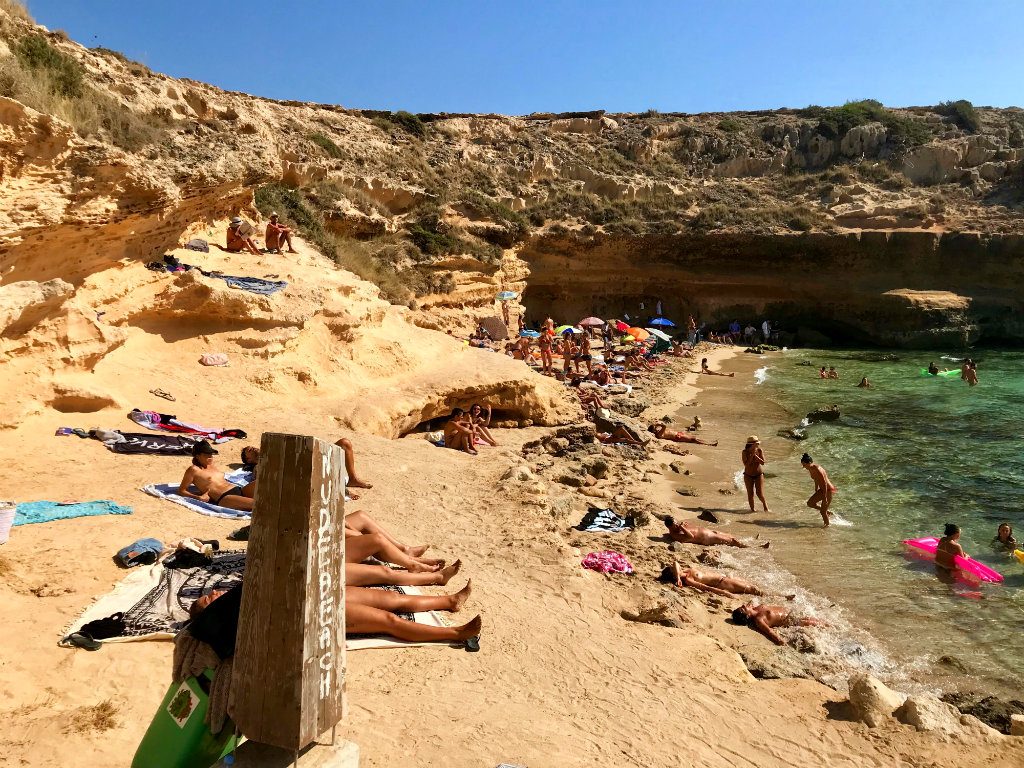 Cala Conta & surrounding area